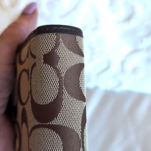 Coach 🤎 Brown Classic Signature Double Zip Around Wallet NWOT - Picture 12 of 14